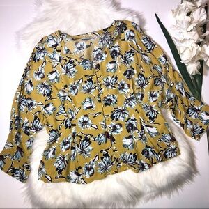 Only Mustard &‎ Navy floral top
